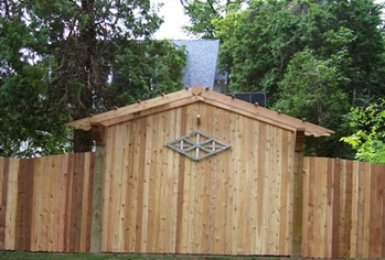 Custom made flat board fence