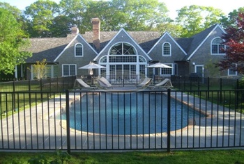 Onguard Heron 48in pool code aluminum fence